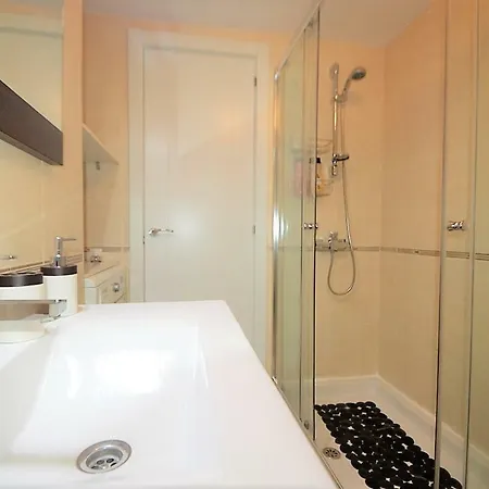 Apartment Beachfront Ole Playa Benalmadena